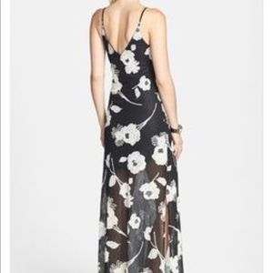 ASTR - Black long dress with white flowers